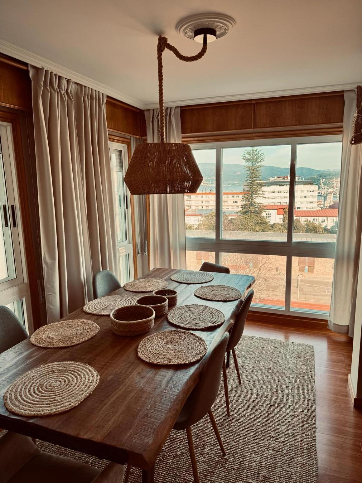 Moderno Apartamento Con Vistas A La Ria De Vigo Exterior photo